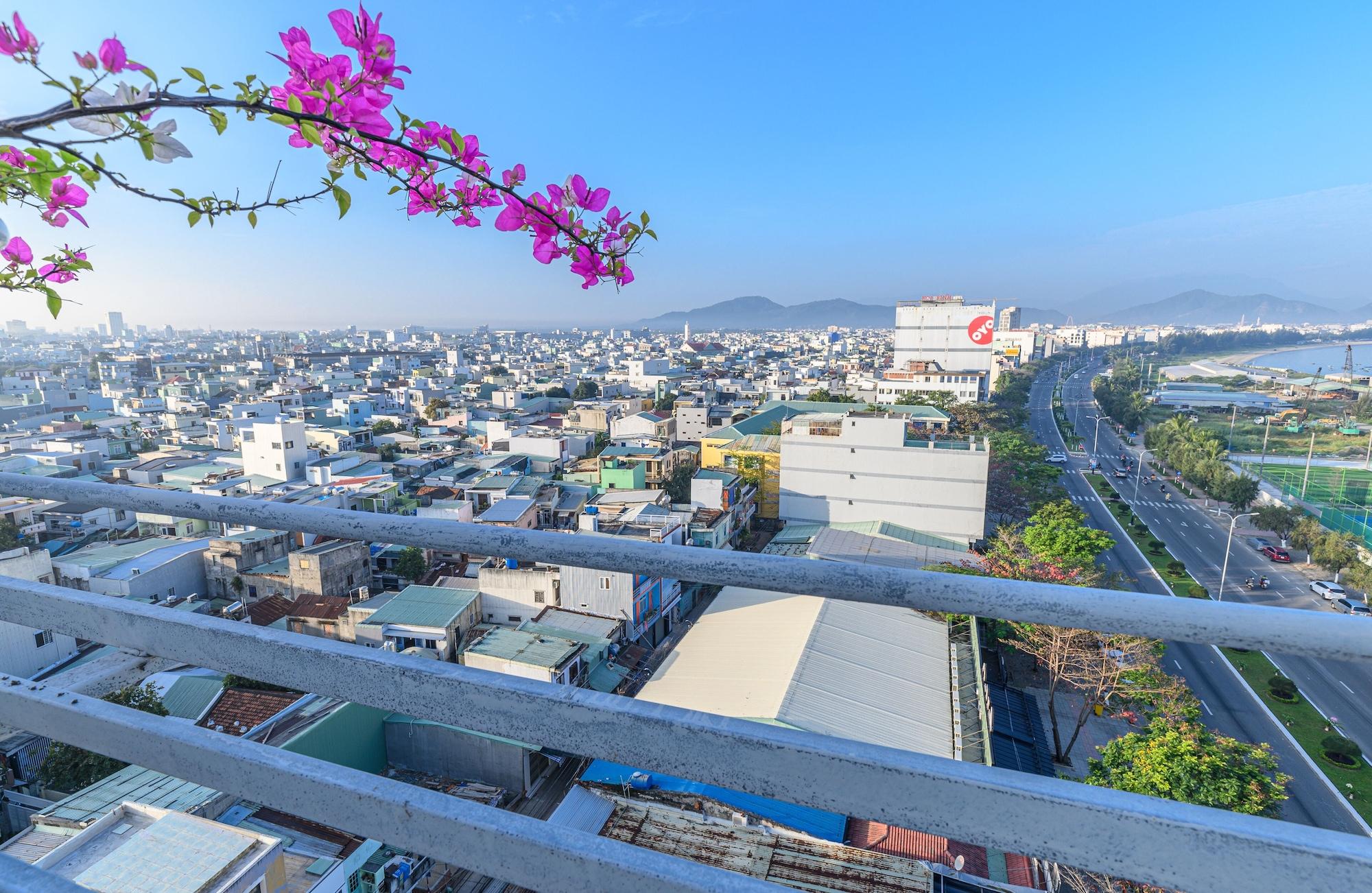 Hoang Linh Dan Hotel Da Nang Exterior photo