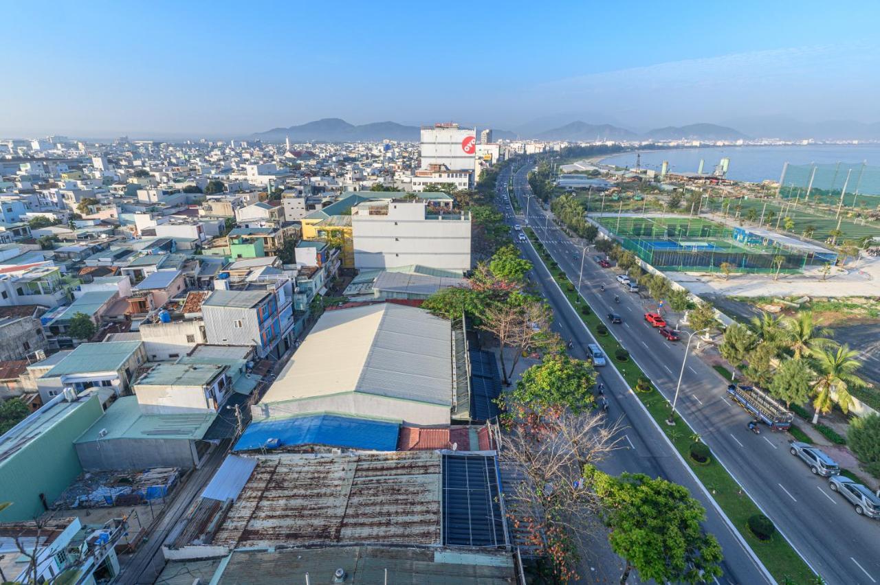 Hoang Linh Dan Hotel Da Nang Exterior photo